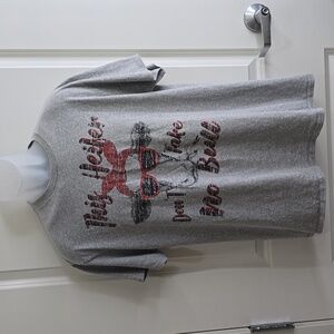 Ladies T-shirt Size‎ Large